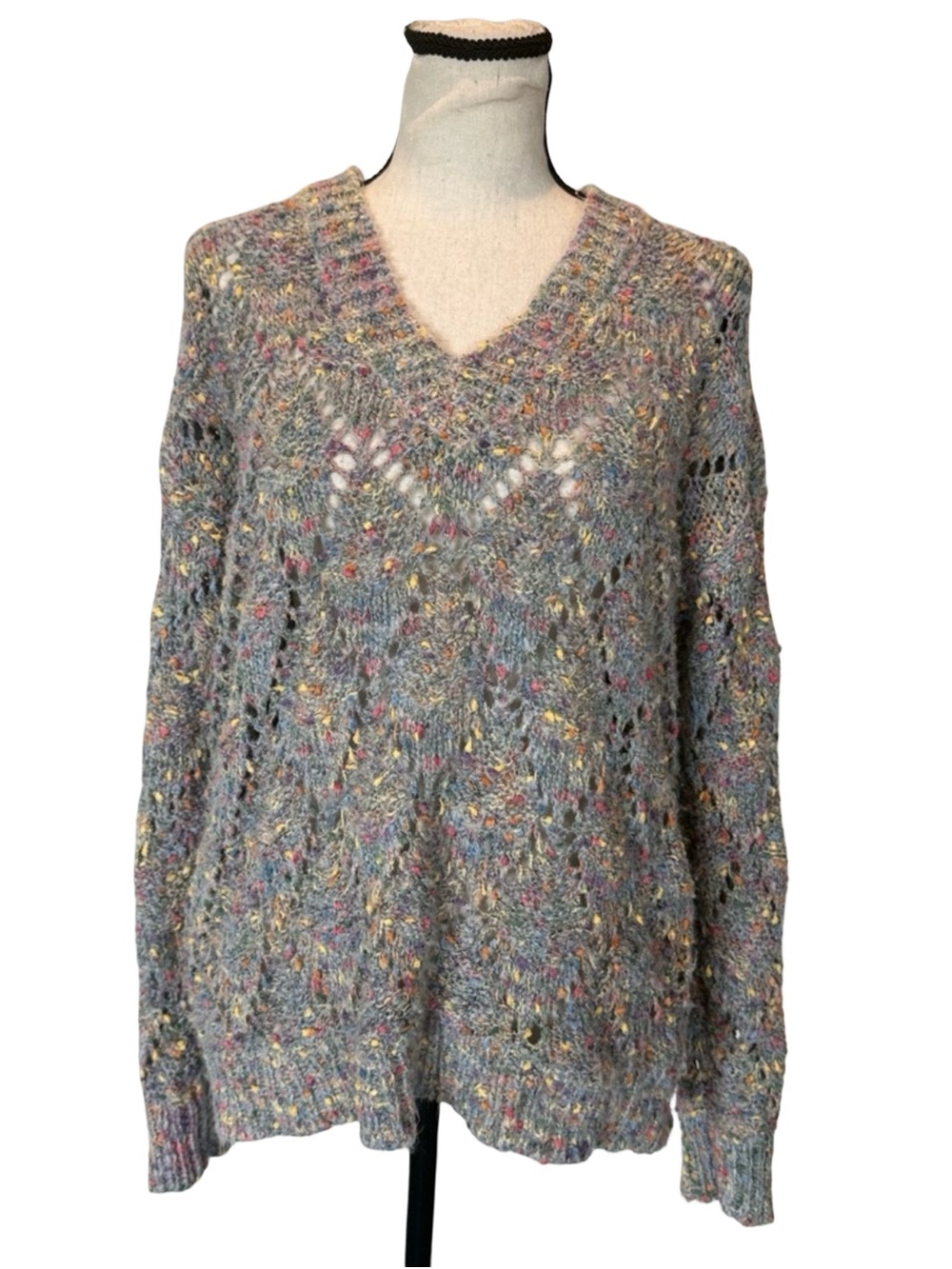How Very Loved Small Confetti Knit Sweater Cozy V Neck Chunky Cottagecore